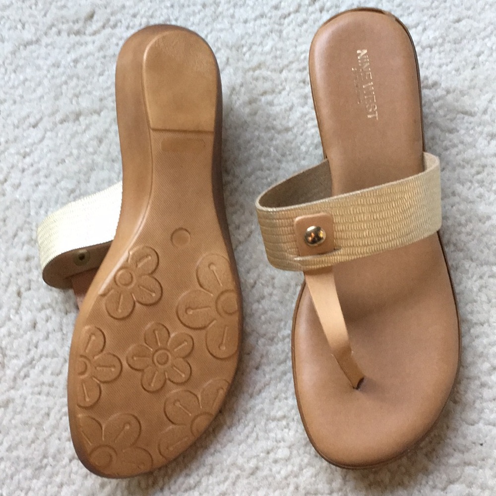 Sandals - Picture 3 of 5